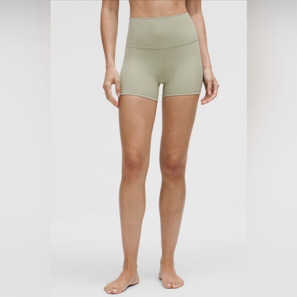 NWOT Lululemon🍋Align™ High-Rise (double lined )Short 4" Colour Fog Green Sz 12